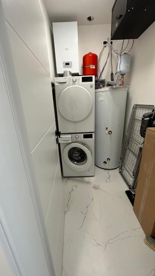 Klimatizovany Apartmanovy Dom S Virivkou, 9A Senec Zewnętrze zdjęcie