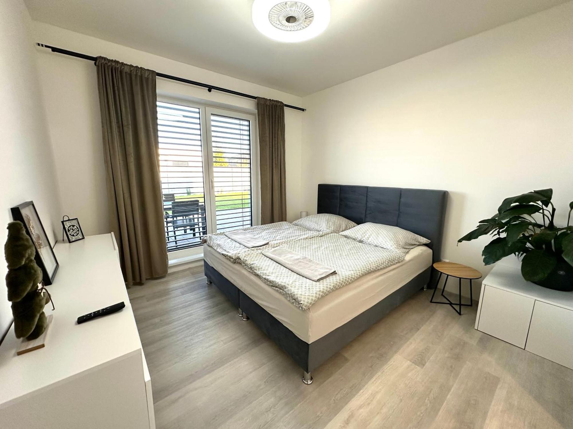 Klimatizovany Apartmanovy Dom S Virivkou, 9A Senec Zewnętrze zdjęcie